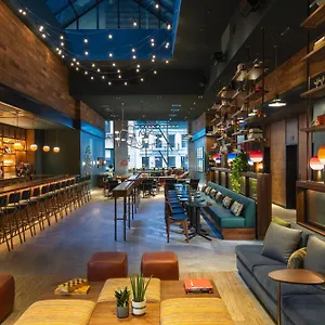 Hotel Moxy Nyc Downtown, New York